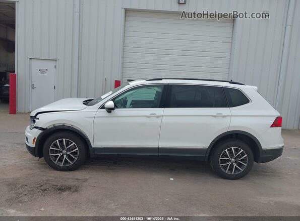 3VV2B7AX2LM006165 2020 VOLKSWAGEN TIGUAN White 360 interior view