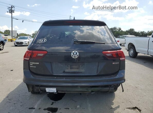 3VV2B7AX2LM053258 2020 VOLKSWAGEN TIGUAN Black Rear view
