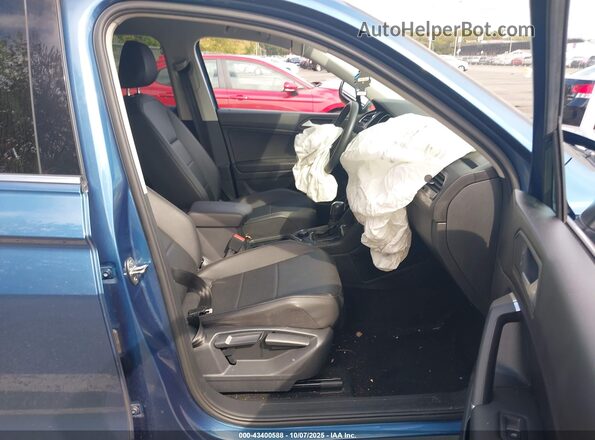 3VV2B7AX2LM156048 2020 VOLKSWAGEN TIGUAN Blue Вид салону спереду