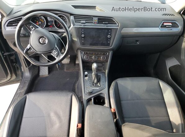 3VV2B7AX3JM075704 2018 VOLKSWAGEN TIGUAN Green 