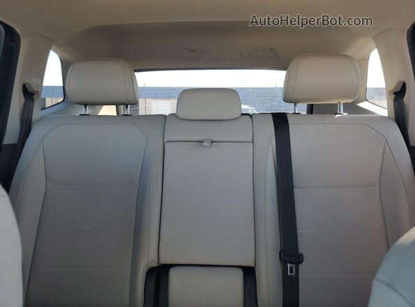 3VV2B7AX4LM136755 2020 VOLKSWAGEN TIGUAN Black Rear seats view