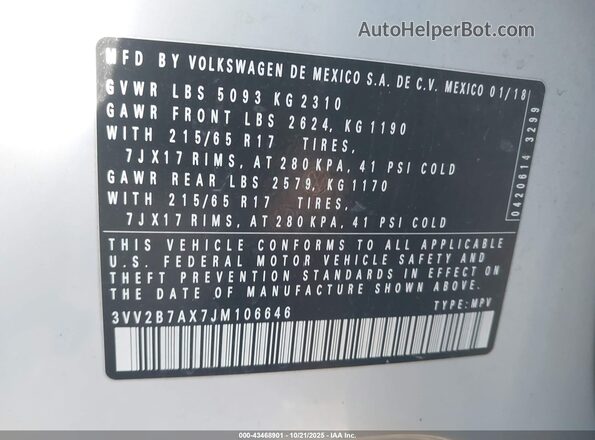 3VV2B7AX7JM106646 2018 VOLKSWAGEN TIGUAN White Շարժիչի բաժամունքի տեսք