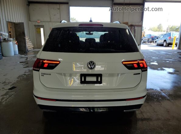 3VV2B7AX9LM136623 2020 VOLKSWAGEN TIGUAN White Rear view