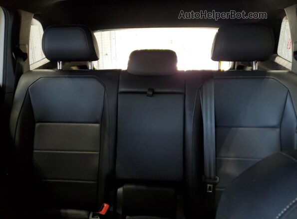 3VV2B7AX9LM136623 2020 VOLKSWAGEN TIGUAN White Rear seats view