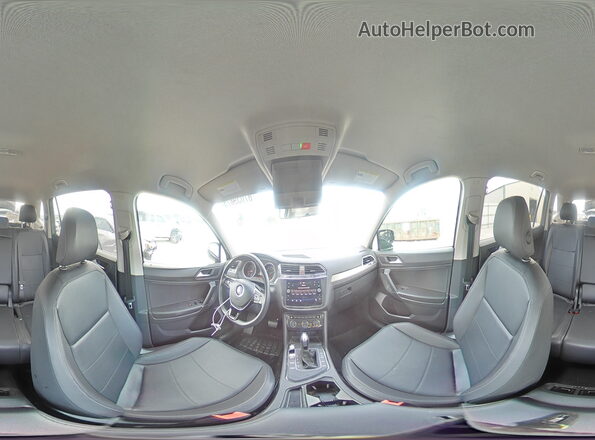 3VV3B7AX0LM086991 2020 VOLKSWAGEN TIGUAN Silver სალონის 360-გრადუსიანი ხედი