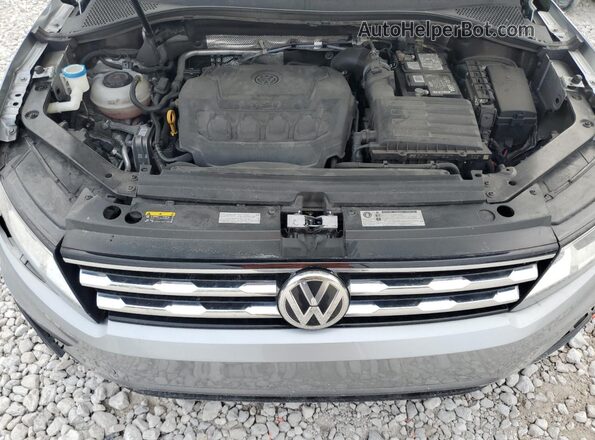 3VV3B7AX0LM086991 2020 VOLKSWAGEN TIGUAN Silver ძრავის განყოფილების ხედი