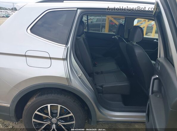 3VV3B7AX0MM001584 2021 VOLKSWAGEN TIGUAN Silver VIN sticker view