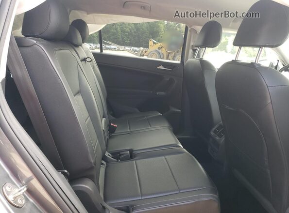 3VV3B7AX1LM006839 2020 VOLKSWAGEN TIGUAN Gray Вид задньої частини салону