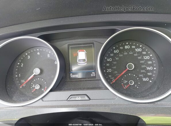 3VV3B7AX2LM094994 2020 VOLKSWAGEN TIGUAN White უკანა სავარძლების ხედი