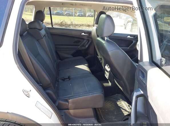 3VV3B7AX2LM095739 2020 VOLKSWAGEN TIGUAN White VIN կոդի պիտակի տեսք