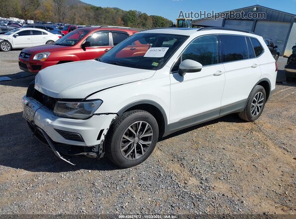 3VV3B7AX2LM095739 2020 VOLKSWAGEN TIGUAN White Առջևի ձախ երեք քառորդ տեսարան