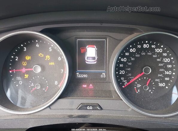 3VV3B7AX2MM073502 2021 VOLKSWAGEN TIGUAN Black Հետևի նստատեղերի տեսք