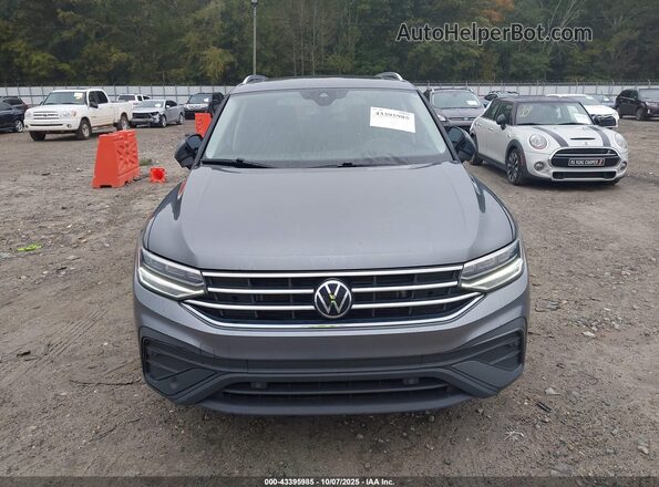 3VV3B7AX2NM058595 2022 VOLKSWAGEN TIGUAN Gray ხელსაწყოთა პანელის ხედი