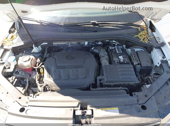 3VV3B7AX2NM171088 2022 VOLKSWAGEN TIGUAN Белый Вид сзади