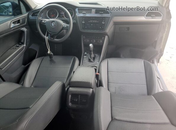 3VV3B7AX4LM017124 2020 VOLKSWAGEN TIGUAN Black Առջևի վահանակի տեսք