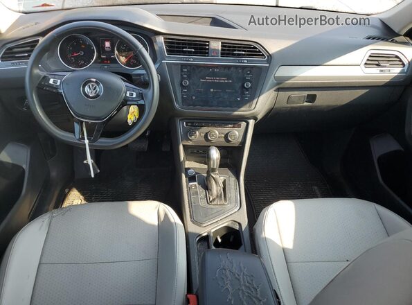 3VV3B7AX4LM094138 2020 VOLKSWAGEN TIGUAN Blue Widok deski rozdzielczej