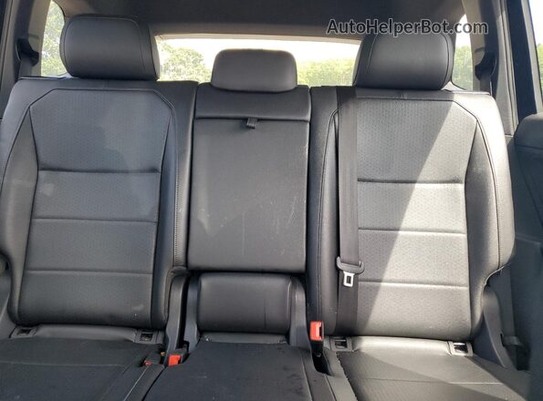 3VV3B7AX4LM151194 2020 VOLKSWAGEN TIGUAN Black Вид задніх сидінь