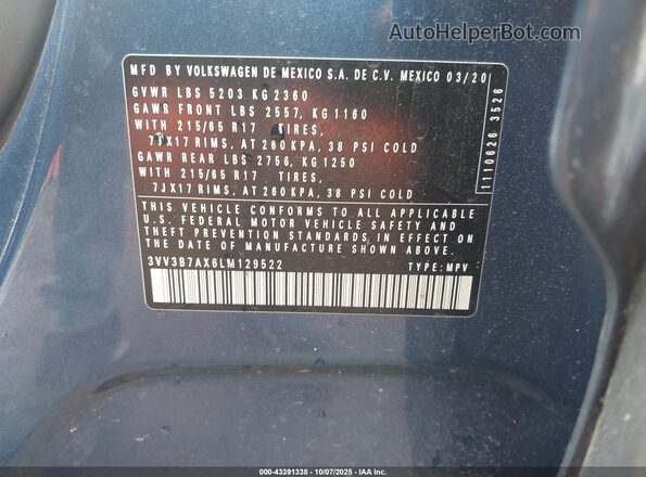 3VV3B7AX6LM129522 2020 VOLKSWAGEN TIGUAN Blue Engine compartment view