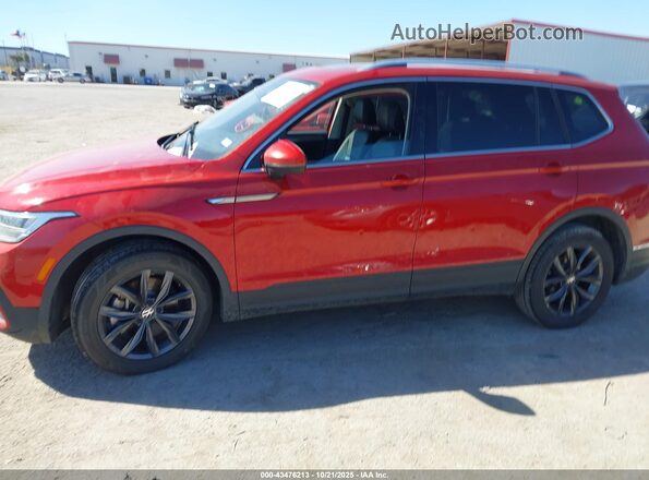 3VV3B7AX6NM170395 2022 VOLKSWAGEN TIGUAN Red სალონის 360-გრადუსიანი ხედი