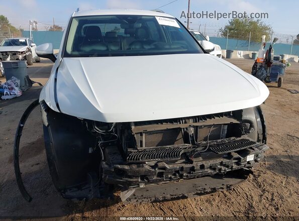 3VV3B7AX6RM062915 2024 VOLKSWAGEN TIGUAN White უკანა სალონის ხედი
