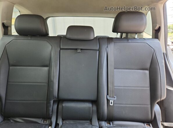 3VV3B7AX8LM097785 2020 VOLKSWAGEN TIGUAN Gray უკანა სავარძლების ხედი
