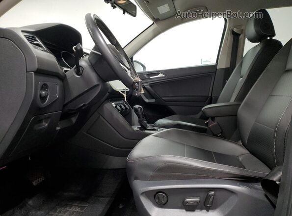 3VV3B7AX8MM025521 2021 VOLKSWAGEN TIGUAN Black 