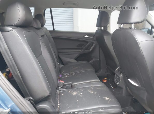 3VV3B7AX9LM095270 2020 VOLKSWAGEN TIGUAN Blue VIN sticker view