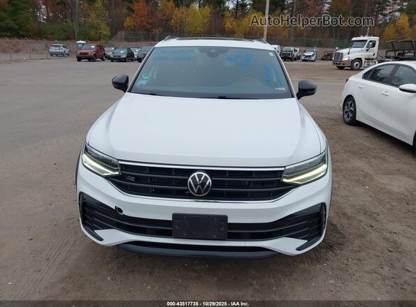 3VV8B7AX1NM173596 2022 VOLKSWAGEN TIGUAN White Սարքավորումների վահանակի տեսք