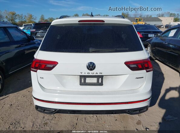 3VV8B7AX2NM026221 2022 VOLKSWAGEN TIGUAN White 