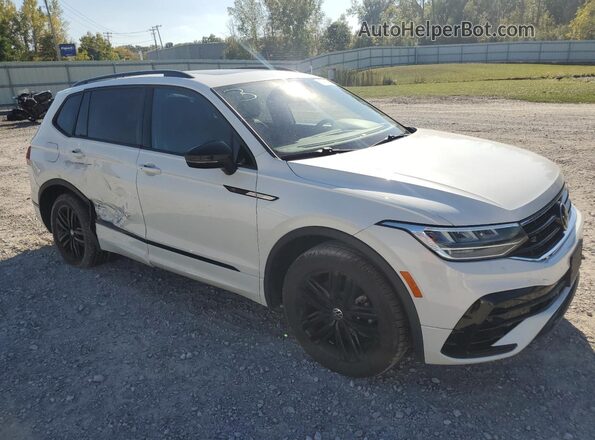 3VV8B7AX3NM086718 2022 VOLKSWAGEN TIGUAN White Przód prawy
