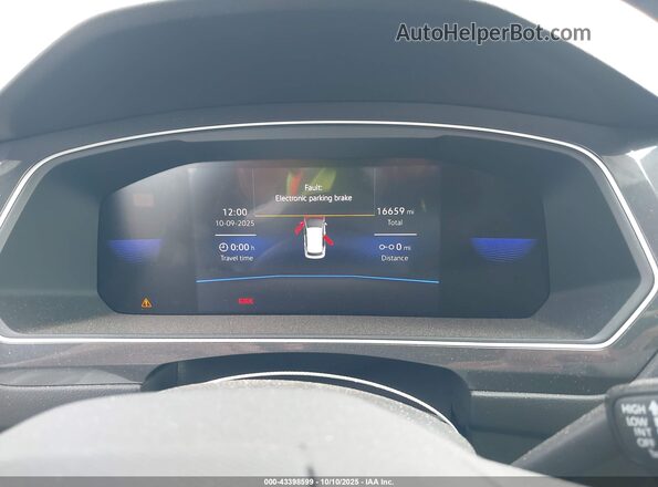 3VV8B7AX5RM052219 2024 VOLKSWAGEN TIGUAN Gray Հետևի նստատեղերի տեսք