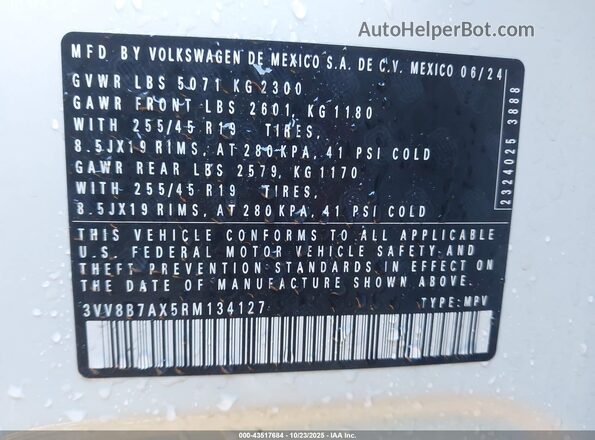 3VV8B7AX5RM134127 2024 VOLKSWAGEN TIGUAN Белый Вид подкапотного пространства