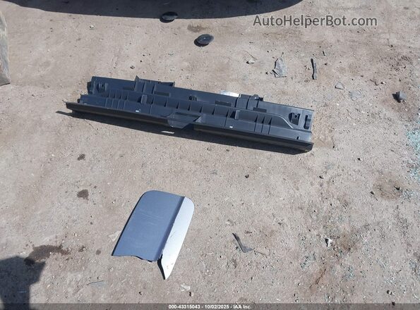 3VV8X7B26RM018746 2024 VOLKSWAGEN TAOS Silver Սարքավորումների վահանակի տեսք