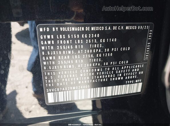 3VVCB7AX2RM024405 2024 VOLKSWAGEN TIGUAN Black Widok komory silnika