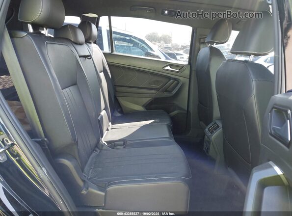 3VVCB7AX2RM024405 2024 VOLKSWAGEN TIGUAN Black Widok naklejki z numerem VIN