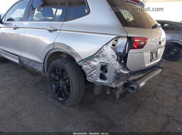 3VVCB7AX7NM099224 2022 VOLKSWAGEN TIGUAN Silver Vista frontal