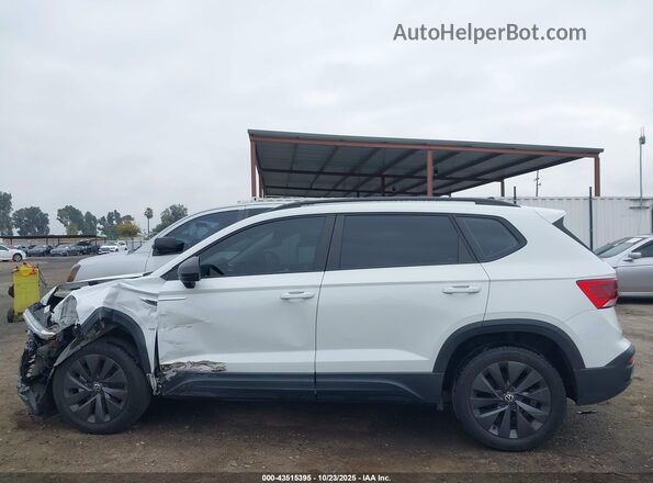 3VVCX7B29NM015263 2022 VOLKSWAGEN TAOS White 