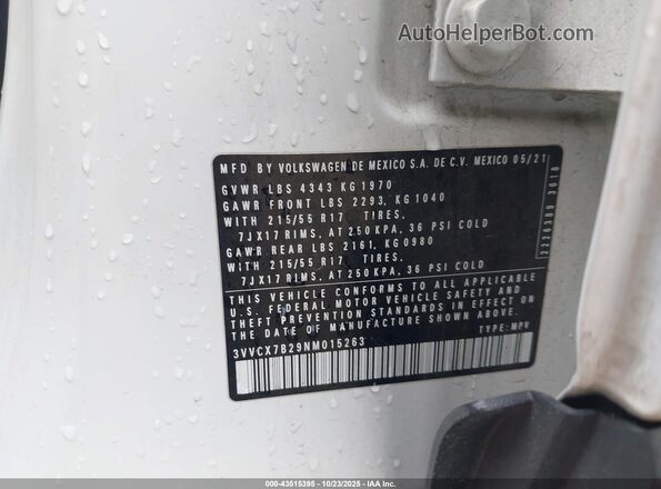 3VVCX7B29NM015263 2022 VOLKSWAGEN TAOS White Вид підкапотного простору