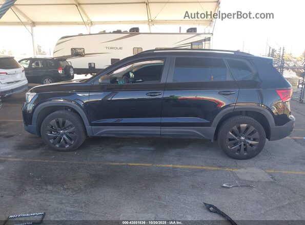 3VVCX7B2XNM041595 2022 VOLKSWAGEN TAOS Black Widok wnętrza 360 stopni