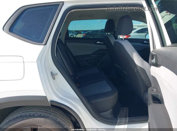 3VVDX7B23NM047985 2022 VOLKSWAGEN TAOS White VIN sticker view