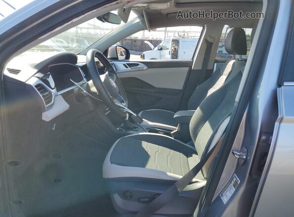 3VVEC7B21SM024457 2025 VOLKSWAGEN TAOS Silver 