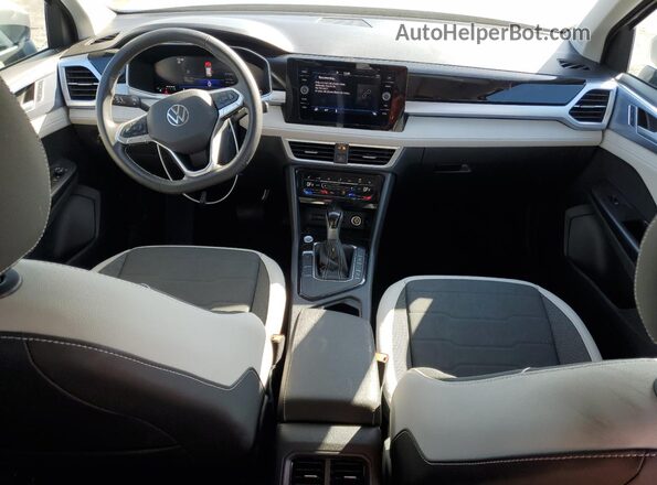 3VVEC7B21SM024457 2025 VOLKSWAGEN TAOS Silver 