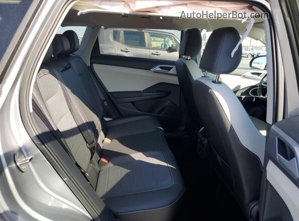 3VVEC7B21SM024457 2025 VOLKSWAGEN TAOS Silver 