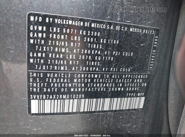 3VVFB7AX2RM010209 2024 VOLKSWAGEN TIGUAN Gray Vista del compartimento del motor
