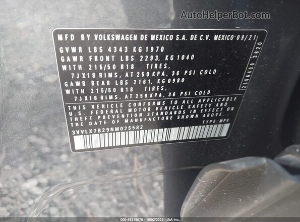 3VVLX7B29NM025582 2022 VOLKSWAGEN TAOS Gray Widok komory silnika