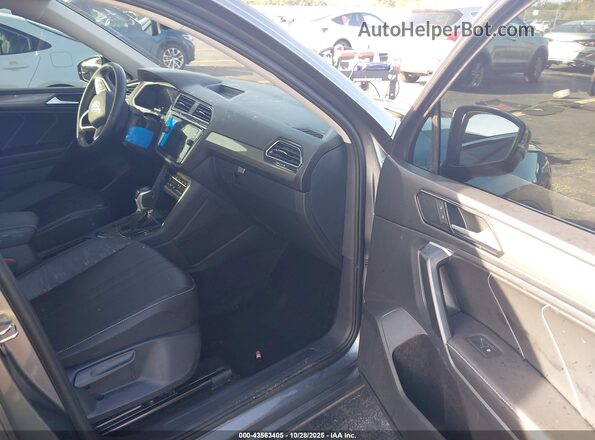 3VVNB7AX1RM148206 2024 VOLKSWAGEN TIGUAN Серый Вид салона спереди