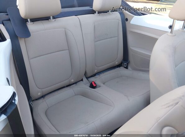3VW5DAAT2KM505625 2019 VOLKSWAGEN BEETLE White Вид наклейки з VIN-кодом
