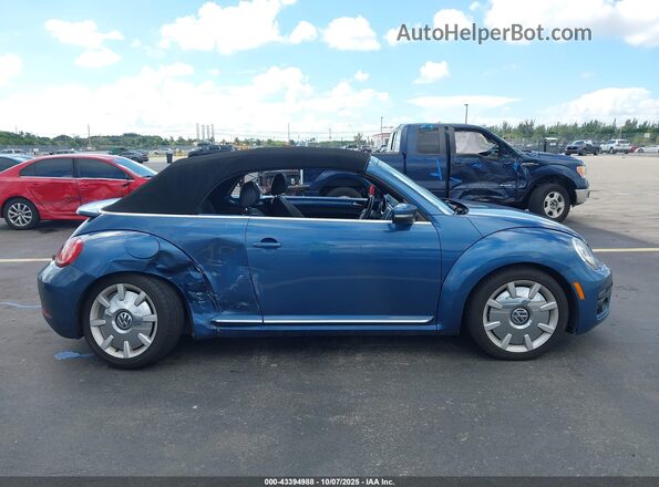 3VW5DAAT3JM517328 2018 VOLKSWAGEN BEETLE Blue Vista interior trasera