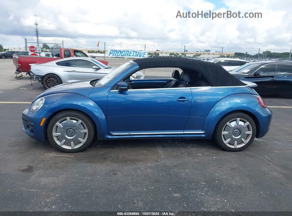 3VW5DAAT3JM517328 2018 VOLKSWAGEN BEETLE Blue Vista interior de 360 grados