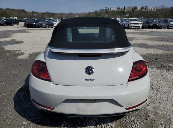 3VW5DAAT5KM508065 2019 VOLKSWAGEN BEETLE White Widok z tyłu